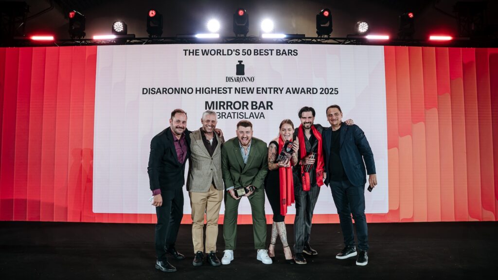 World’s 50 Best Bars 2025: Bar Leone je najlepší bar sveta Disaronno Highest New Entry Award